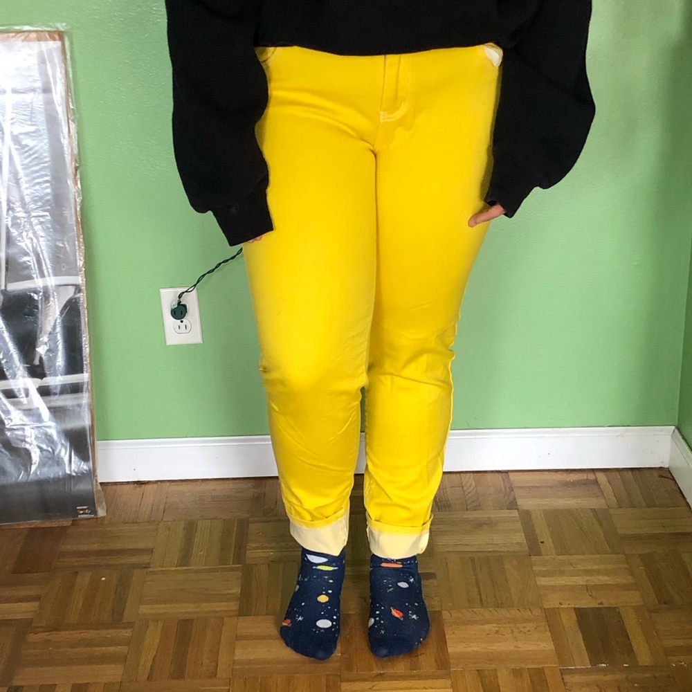 Celebrity Pink brand skinny jeans. Size 17 junior
